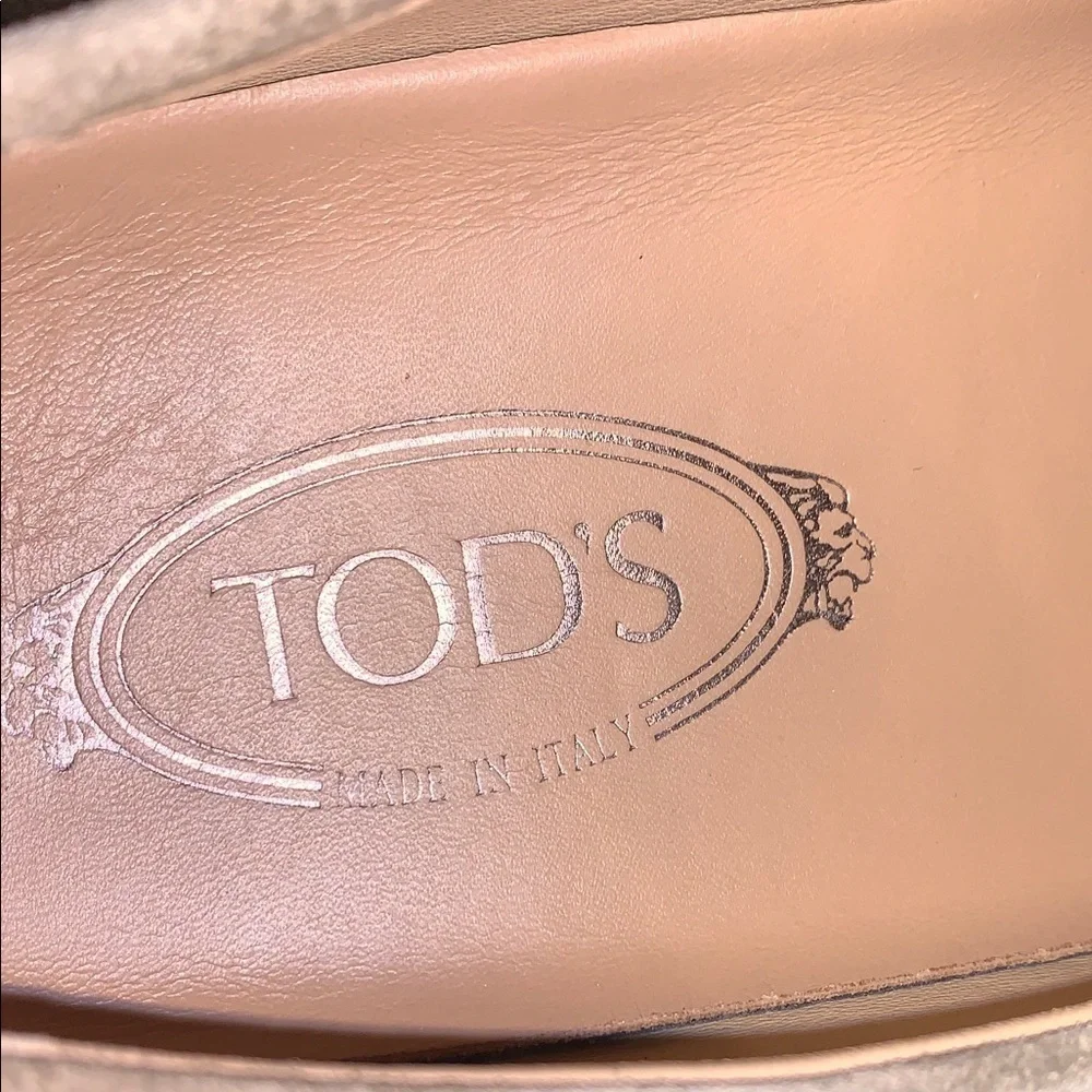Tod's Gray Suede Calf Leather Slip-On Loafers Driving Shoes Rubber Sole Men’s 8